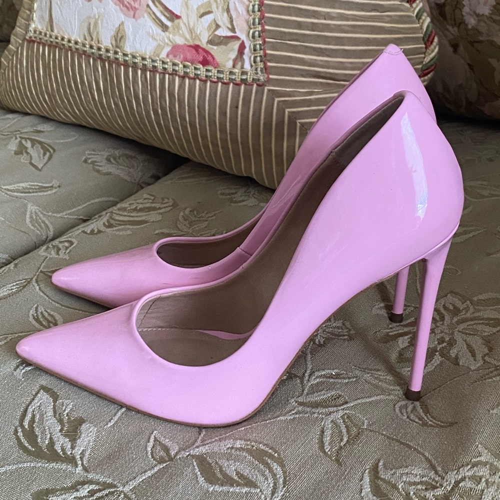 Steve Madden Pink Patent Leather Heels. Size 8.5